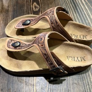 Myra Bag Brown Sandals
